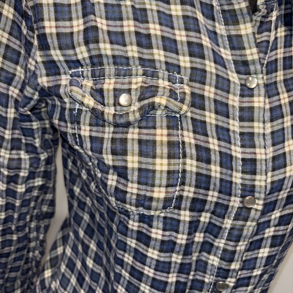 Old‎ Navy Pearl Snap Button Down Shirt Navy Plaid Women's M Preppy Outdoor Y2K - Picture 3 of 11
